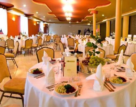 Hotel Rydzewski Елк Екстериор снимка