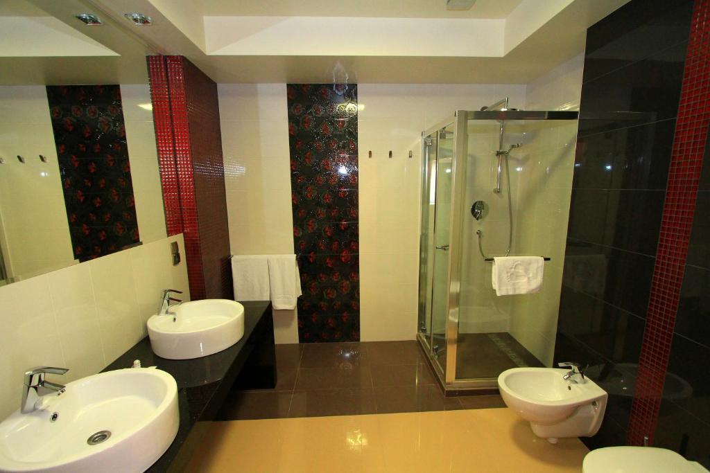 Hotel Rydzewski Елк Екстериор снимка