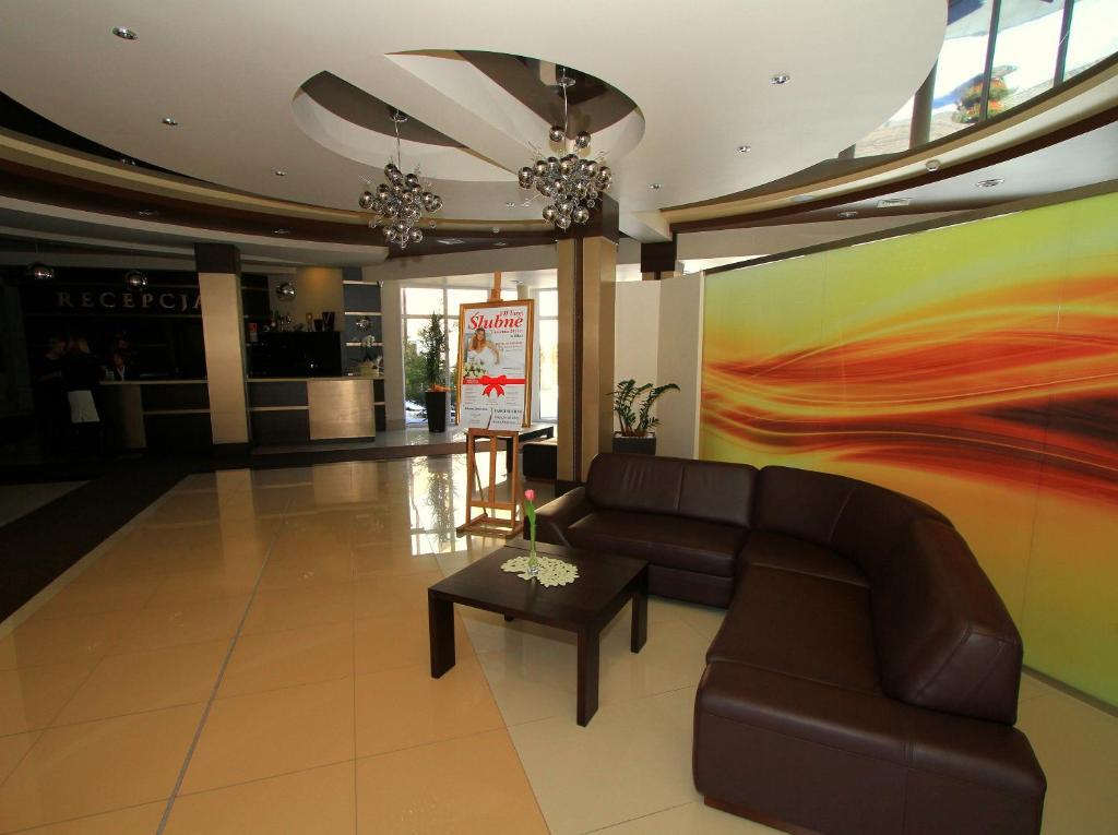 Hotel Rydzewski Елк Екстериор снимка